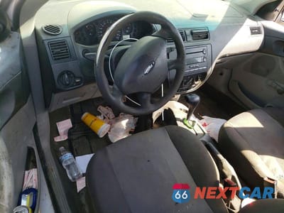 Zdjęcie 8 z 12 samochodu: 2006 FORD FOCUS ZX4 VIN:1FAFP34N66W242137 - miniatura