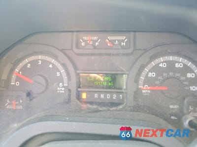 Zdjęcie 9 z 13 samochodu: 2012 FORD ECONOLINE E350 SUPER DUTY WAGON VIN:1FBNE3BL1CDA96691 - miniatura