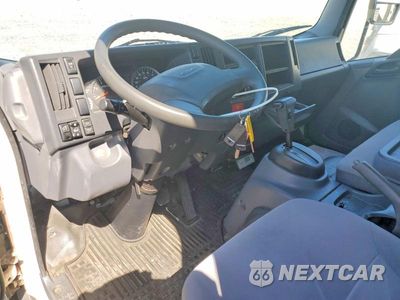Zdjęcie 8 z 13 samochodu: 2016 ISUZU NQR REFRIGERATED BOX TRUCK VIN:JALE5W164G7900557 - miniatura