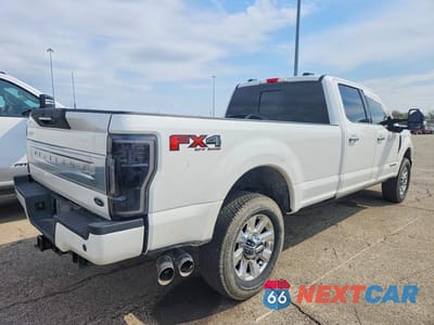 Trzecie zdjęcie samochodu z tyłu: 2022 FORD F350 SUPER DUTY VIN:1FT8W3BT4NEF53190 - miniatura