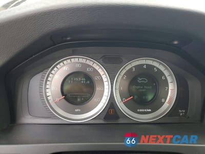 Zdjęcie 9 z 12 samochodu: 2013 VOLVO S60 T5 VIN:YV1612FS7D2172798 - miniatura