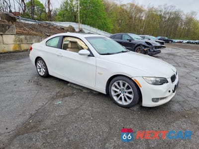 Czwarte zdjęcie samochodu z boku: 2008 BMW 335 XI VIN:WBAWC735X8E066150 - miniatura