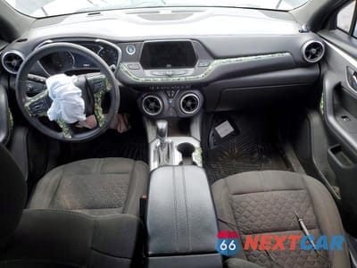 Zdjęcie 8 z 14 samochodu: 2021 CHEVROLET BLAZER 2LT VIN:3GNKBHRSXMS538281 - miniatura