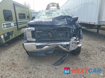 Piąte zdjęcie samochodu w środku: 2018 FORD F450 SUPER DUTY TRUCK CAB AND CHASSIS VIN:1FD0W4HT9JEC13890 - miniatura