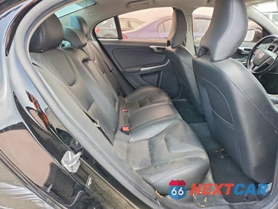 Zdjęcie 10 z 12 samochodu: 2016 VOLV S60 PREMIER VIN:YV126MFK7G2398534 - miniatura