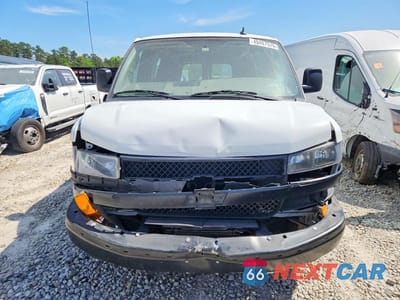Piąte zdjęcie samochodu w środku: 2020 CHEVROLET EXPRESS G2500 DELIVERY VAN VIN:1GCWGAFGXL1263496 - miniatura