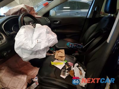 Zdjęcie 7 z 13 samochodu: 2021 JEEP COMPASS LATITUDE VIN:3C4NJDBB3MT575713 - miniatura
