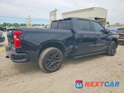 Trzecie zdjęcie samochodu z tyłu: 2025 CHEVROLET SILVERADO K1500 HIGH COUNTRY VIN:1GCUKJED2SZ228836 - miniatura
