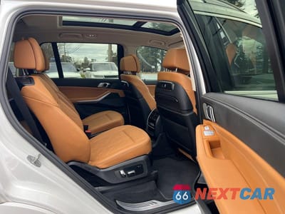 Zdjęcie 6 z 11 samochodu: 2023 BMW X7 XDRIVE40I VIN:5UX23EM06P9R65571 - miniatura