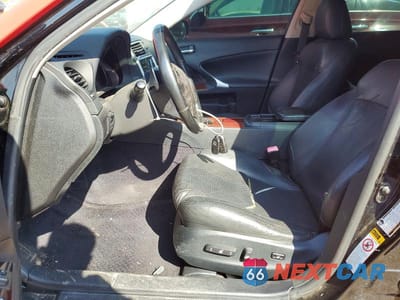 Zdjęcie 7 z 12 samochodu: 2006 LEXUS IS 350 BASE VIN:JTHBE262065001660 - miniatura