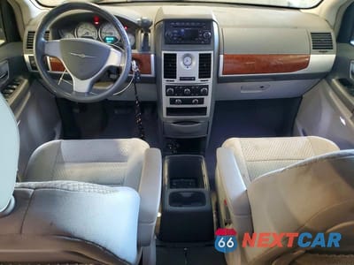 Zdjęcie 8 z 13 samochodu: 2009 CHRYSLER TOWN & COUNTRY TOURING VIN:2A8HR54159R604017 - miniatura