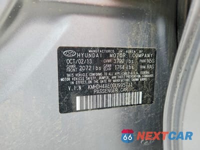 Zdjęcie 12 z 12 samochodu: 2013 HYUNDAI ELANTRA GLS VIN:KMHDH4AE0DU995711 - miniatura