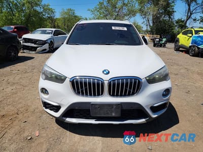 Piąte zdjęcie samochodu w środku: 2018 BMW X1 XDRIVE28I VIN:WBXHT3C3XJ5L30804 - miniatura