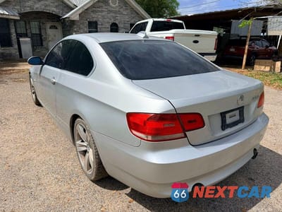 Trzecie zdjęcie samochodu z tyłu: 2007 BMW 335 I VIN:WBAWB73587P034089 - miniatura