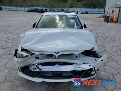 Piąte zdjęcie samochodu w środku: 2015 BMW 328 XI VIN:WBA3B3G52FNR89034 - miniatura
