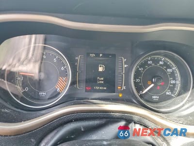 Zdjęcie 9 z 13 samochodu: 2014 JEEP CHEROKEE LATITUDE VIN:1C4PJLCS0EW123070 - miniatura