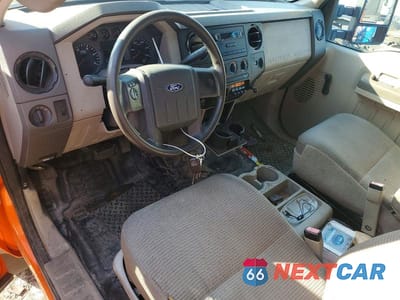 Zdjęcie 8 z 13 samochodu: 2008 FORD F450 SUPER DUTY VIN:1FDXF46R38EB72981 - miniatura