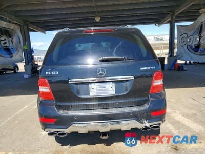 Zdjęcie 6 z 12 samochodu: 2009 MERCEDES-BENZ ML 63 AMG VIN:4JGBB77E79A507901 - miniatura