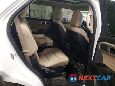 Zdjęcie 11 z 13 samochodu: 2020 FORD EXPLORER XLT VIN:1FMSK8DH7LGA20741 - miniatura