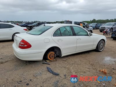 Trzecie zdjęcie samochodu z tyłu: 2004 MERCEDES-BENZ E 500 VIN:WDBUF70J24A488643 - miniatura