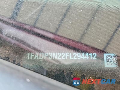 Zdjęcie 12 z 12 samochodu: 2015 FORD FOCUS TITANIUM VIN:1FADP3N22FL294412 - miniatura