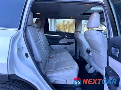 Zdjęcie 6 z 12 samochodu: 2016 TOYOTA HIGHLANDER XLE VIN:5TDJKRFH9GS322708 - miniatura
