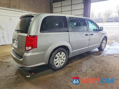 Trzecie zdjęcie samochodu z tyłu: 2020 DODGE GRAND CARAVAN SE VIN:2C4RDGBG5LR231596 - miniatura