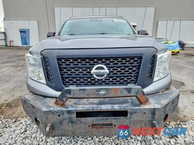Piąte zdjęcie samochodu w środku: 2018 NISSAN TITAN VIN:1N6AA1C30JN511190 - miniatura
