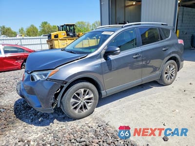2017 TOYOTA RAV4 HYBRID XLE JTMRJREV7HD062934 - główne zdjęcie licytacji z USA - miniatura