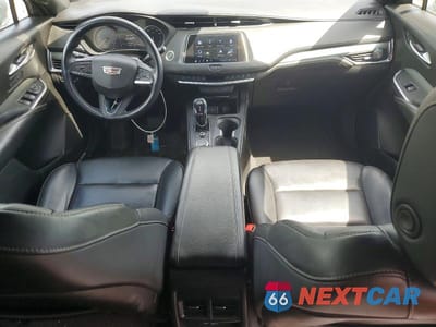 Zdjęcie 8 z 13 samochodu: 2023 CADILLAC XT4 PREMIUM LUXURY VIN:1GYFZDR40PF176643 - miniatura
