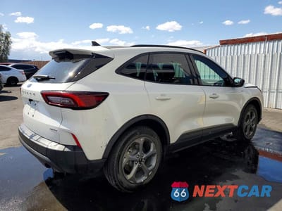 Trzecie zdjęcie samochodu z tyłu: 2026 FORD ESCAPE ST LINE VIN:1FMCU9MN0TUA32225 - miniatura
