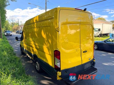 Trzecie zdjęcie samochodu z tyłu: 2015 FORD TRANSIT T-250 VIN:1FTCR3XM9FKA30043 - miniatura