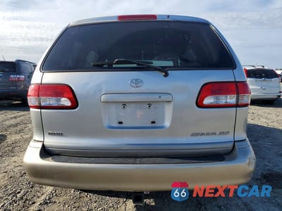 Zdjęcie 6 z 14 samochodu: 2002 TOYOTA SIENNA XLE VIN:4T3ZF13CX2U488633 - miniatura