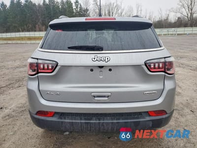 Zdjęcie 6 z 13 samochodu: 2022 JEEP COMPASS LATITUDE VIN:3C4NJDBB1NT233646 - miniatura