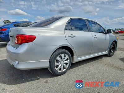 Trzecie zdjęcie samochodu z tyłu: 2009 TOYOTA COROLLA S VIN:1NXBU40E39Z040834 - miniatura