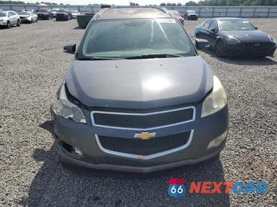 Piąte zdjęcie samochodu w środku: 2010 CHEVROLET TRAVERSE LT VIN:1GNLRFED8AS115380 - miniatura