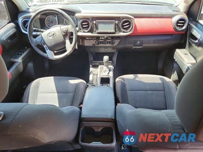 Zdjęcie 8 z 12 samochodu: 2017 TOYOTA TACOMA SR5 V6 VIN:5TFAZ5CN9HX030471 - miniatura