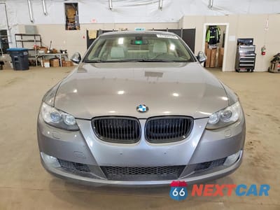 Piąte zdjęcie samochodu w środku: 2008 BMW 328 XI VIN:WBAWC33588PC87228 - miniatura