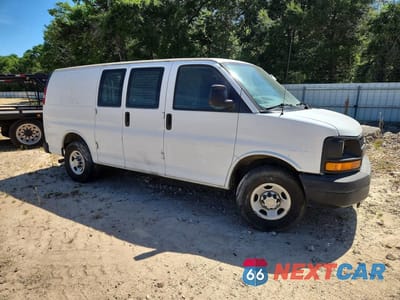 Czwarte zdjęcie samochodu z boku: 2007 CHEVROLET EXPRESS 2500 UTILITY / SERVICE VAN VIN:1GCGG25V271105234 - miniatura