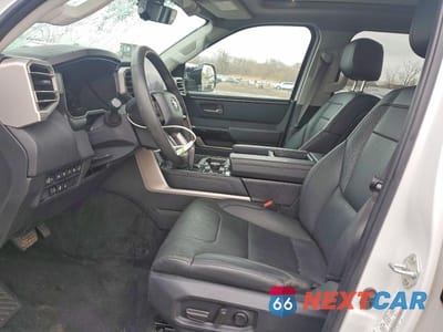 Zdjęcie 7 z 12 samochodu: 2022 TOYOTA TUNDRA LIMITED HV VIN:5TFJC5DB8NX004364 - miniatura