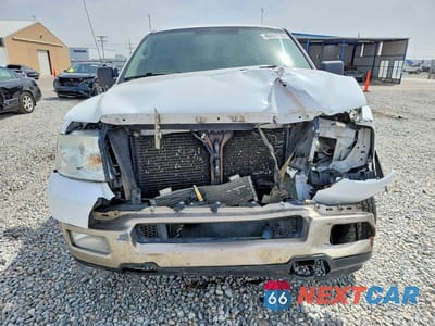 Piąte zdjęcie samochodu w środku: 2005 FORD F150 SUPERCREW VIN:1FTPW14505KC76618 - miniatura