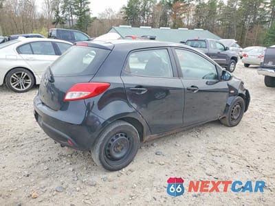 Trzecie zdjęcie samochodu z tyłu: 2012 MAZDA MAZDA2 VIN:JM1DE1KZ4C0151349 - miniatura