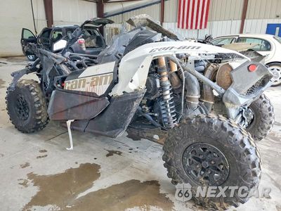 Trzecie zdjęcie samochodu z tyłu: 2024 CAN-AM MAVERICK X3 UTILITY VEHICLE VIN:3JBVGAV4XRE000629 - miniatura