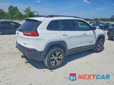 Trzecie zdjęcie samochodu z tyłu: 2014 JEEP CHEROKEE TRAILHAWK VIN:1C4PJMBB3EW243470 - miniatura
