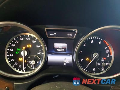 Zdjęcie 9 z 13 samochodu: 2015 MERCEDES-BENZ GL 550 4MATIC VIN:4JGDF7DEXFA453510 - miniatura