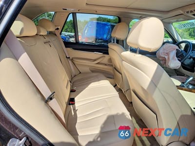 Zdjęcie 10 z 13 samochodu: 2015 BMW X5 SDRIVE35I VIN:5UXKR2C58F0H39631 - miniatura