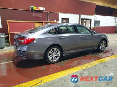 Trzecie zdjęcie samochodu z tyłu: 2019 HONDA ACCORD LX VIN:1HGCV1F11KA058315 - miniatura