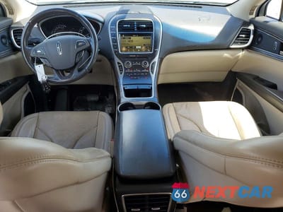 Zdjęcie 8 z 12 samochodu: 2016 LINCOLN MKX RESERVE VIN:2LMTJ8LR2GBL66117 - miniatura