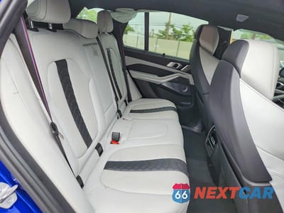 Zdjęcie 11 z 13 samochodu: 2022 BMW X5 M VIN:5YMJU0C0XN9K39778 - miniatura