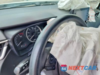 Zdjęcie 9 z 11 samochodu: 2022 TOYOTA COROLLA LE VIN:5YFEPMAE2NP280536 - miniatura